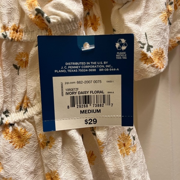 NWT Arizona Jean Co Size Medium Floral Patterned Elastic Crop Top - Picture 4 of 4